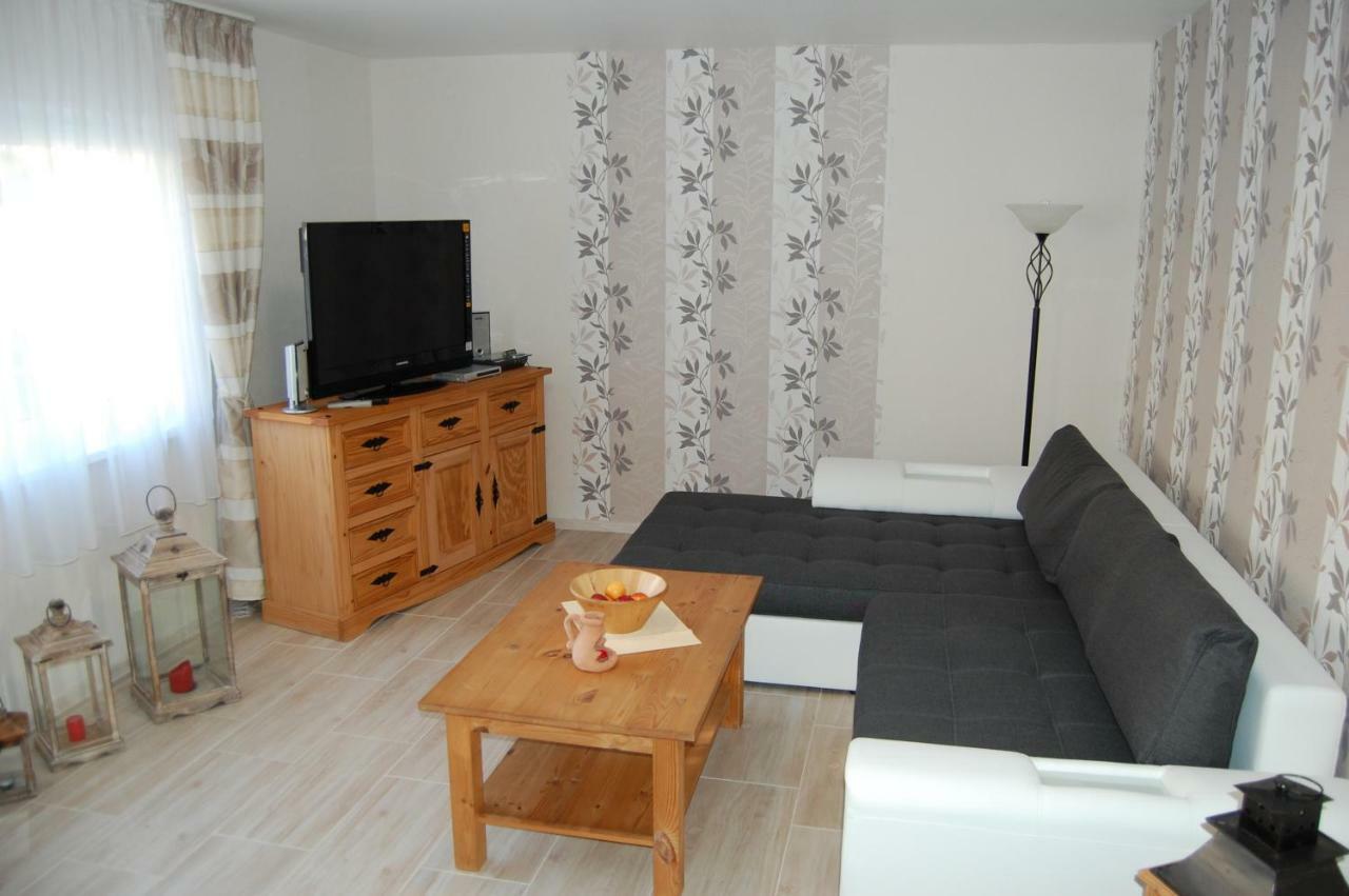 Ferienwohnung Am Schmollensee Pudagla エクステリア 写真
